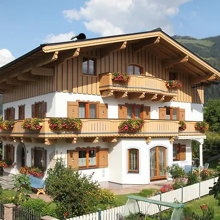 Gastehaus Margarethe * Maishofen