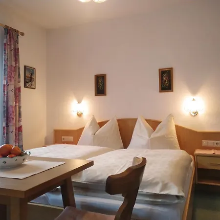 Gastehaus Margarethe *